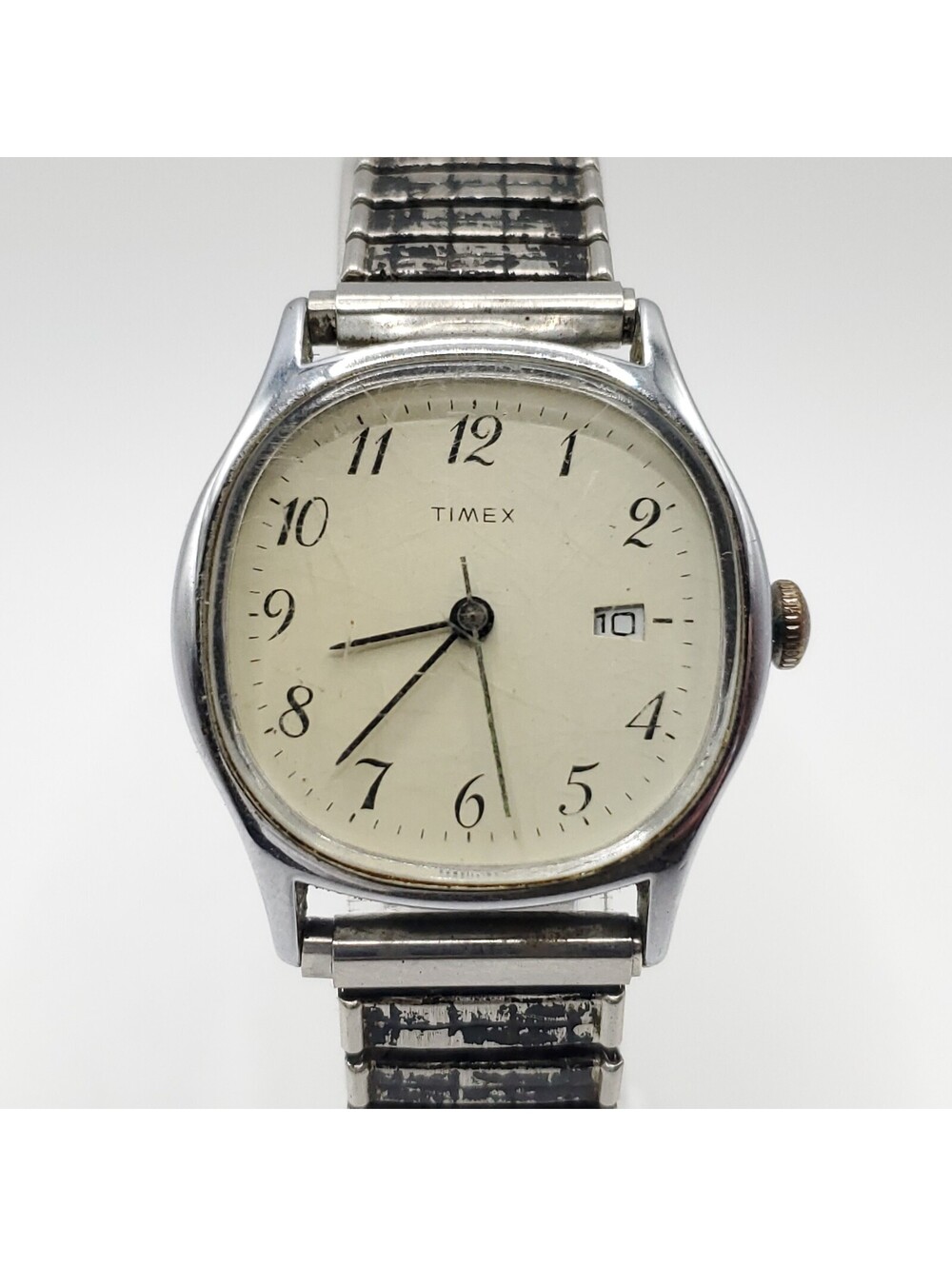 Vintage Timex Mechanical 32mm Date Dial Watch For Parts Or Repair